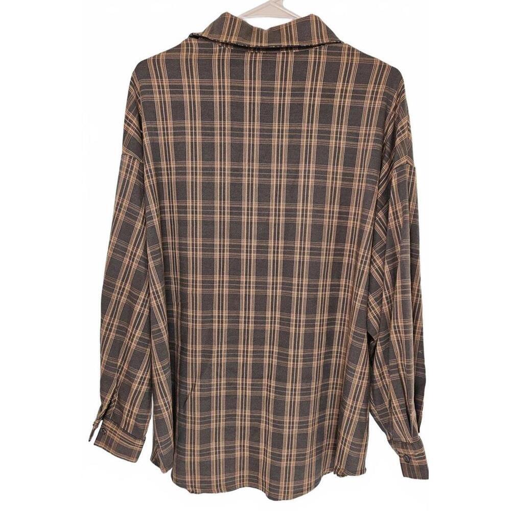 DAZY Men's‎ Gray and Tan Oversized Plaid Button-Up Shirt Size Medium - Picture 2 of 6